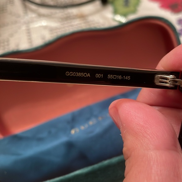 Gucci frames with box no cloth but with box sleeve - Picture 3 of 4